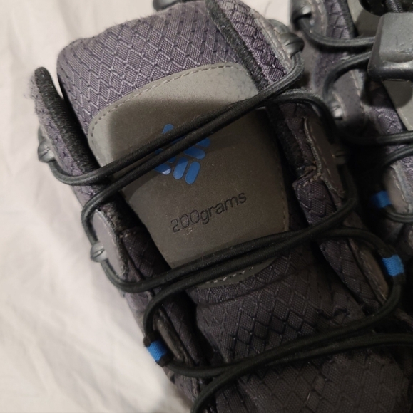 Columbia Womens Size 7 Waterproof 200 grams Winter Snowboots. - Picture 6 of 12